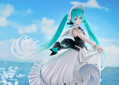 Vocaloid Character Vocal Series: 01 Hatsune Miku (Symphony 2023 Ver.) 1/7 by Good Smile Company