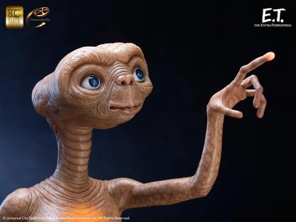 E.T. The Extra-Terrestrial 1/3 Maquette by ECC