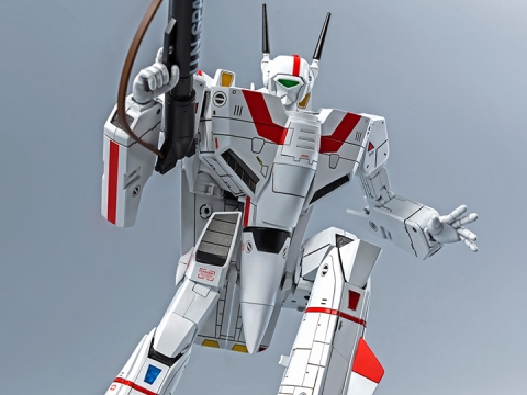 Robotech ROBO-DOU VF-1J Veritech (Rick Hunter) Figure By Threezero