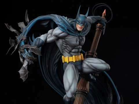 DC Comics Premium Format Batman Statue by Sideshow