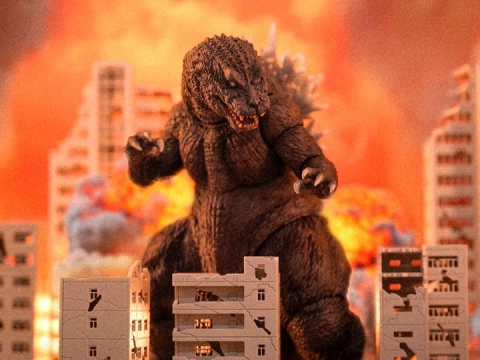 Godzilla, Mothra and King Ghidorah: Giant Monsters All-Out Attack Godzilla by Hiya Toys