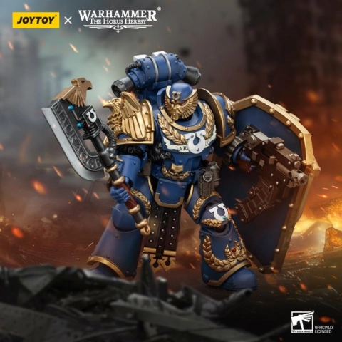 JT00270 Warhammer: Ultramarines Invictarus Suzerain Squad Suzerain 4 1/18 by JoyToy