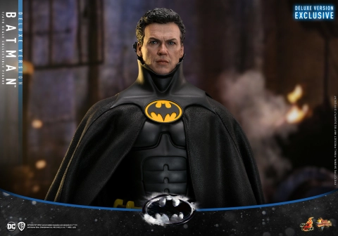 Batman Returns MMS770 Batman (Deluxe Version)1/6th Scale Collectible Figure by Hot Toys